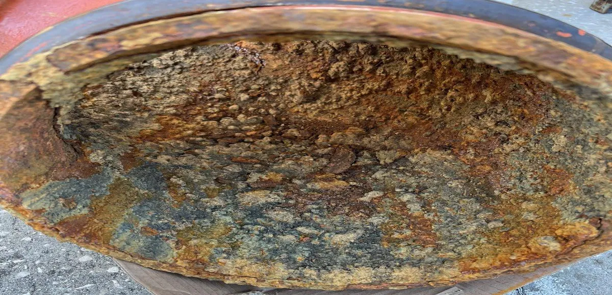Rusted HVAC component cleared with VertKleen HCR